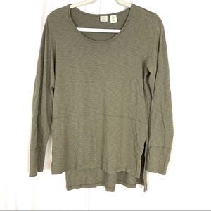 Lucy & Laurel Green Sage Tunic long Sleeve Top
